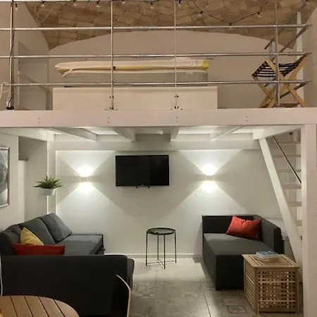 Beautifully Renovated Loft In Trastevere *